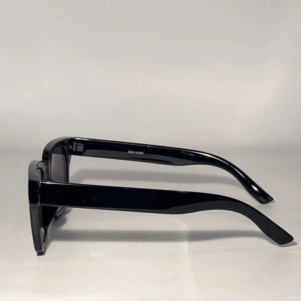 Reading Sunglasses Sun Readers 1.00 Chunky Black Frames NWT